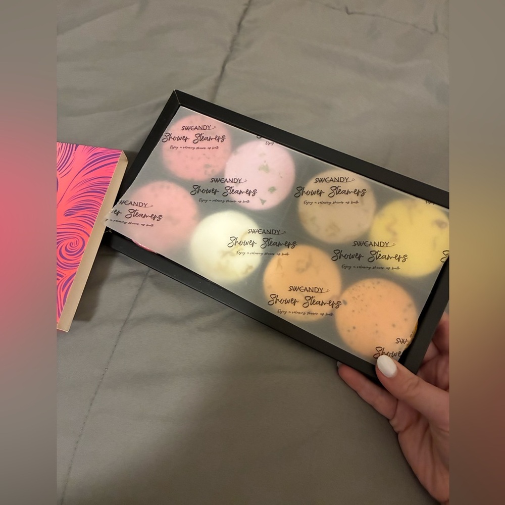 NWT shower steamers 8pack!